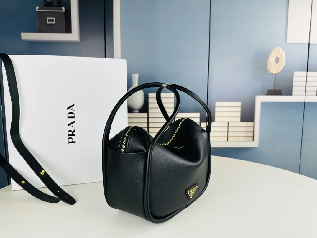 Prada AAA Quality Handbags NewStyle 4657