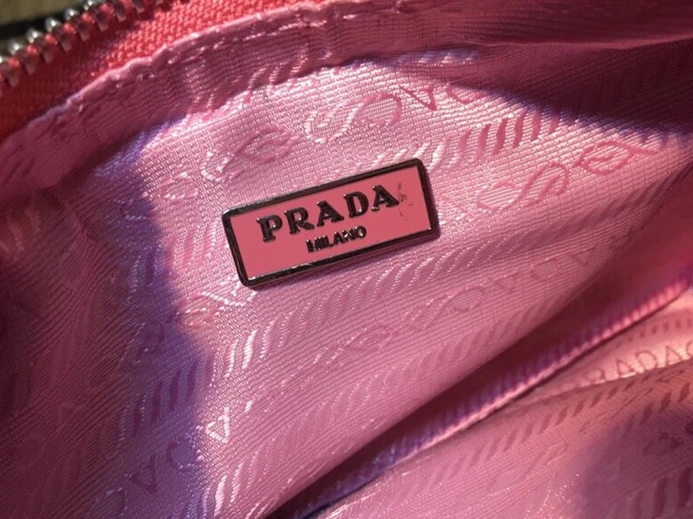 Prada AAA Quality Messeger Bags For Women Popular 5677