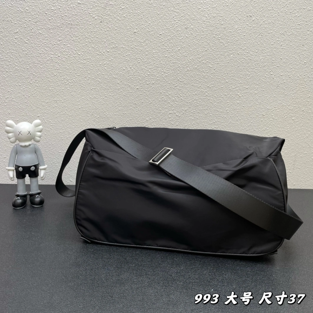 Prada AAA Quality Messenger Bags For Unisex Durable 851