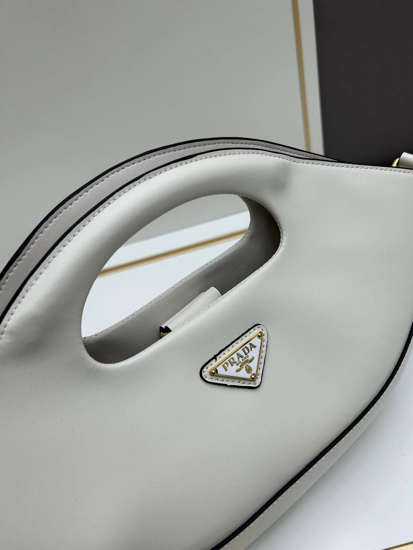 Prada AAA Quality Messenger Bags For Women Affordable 6760