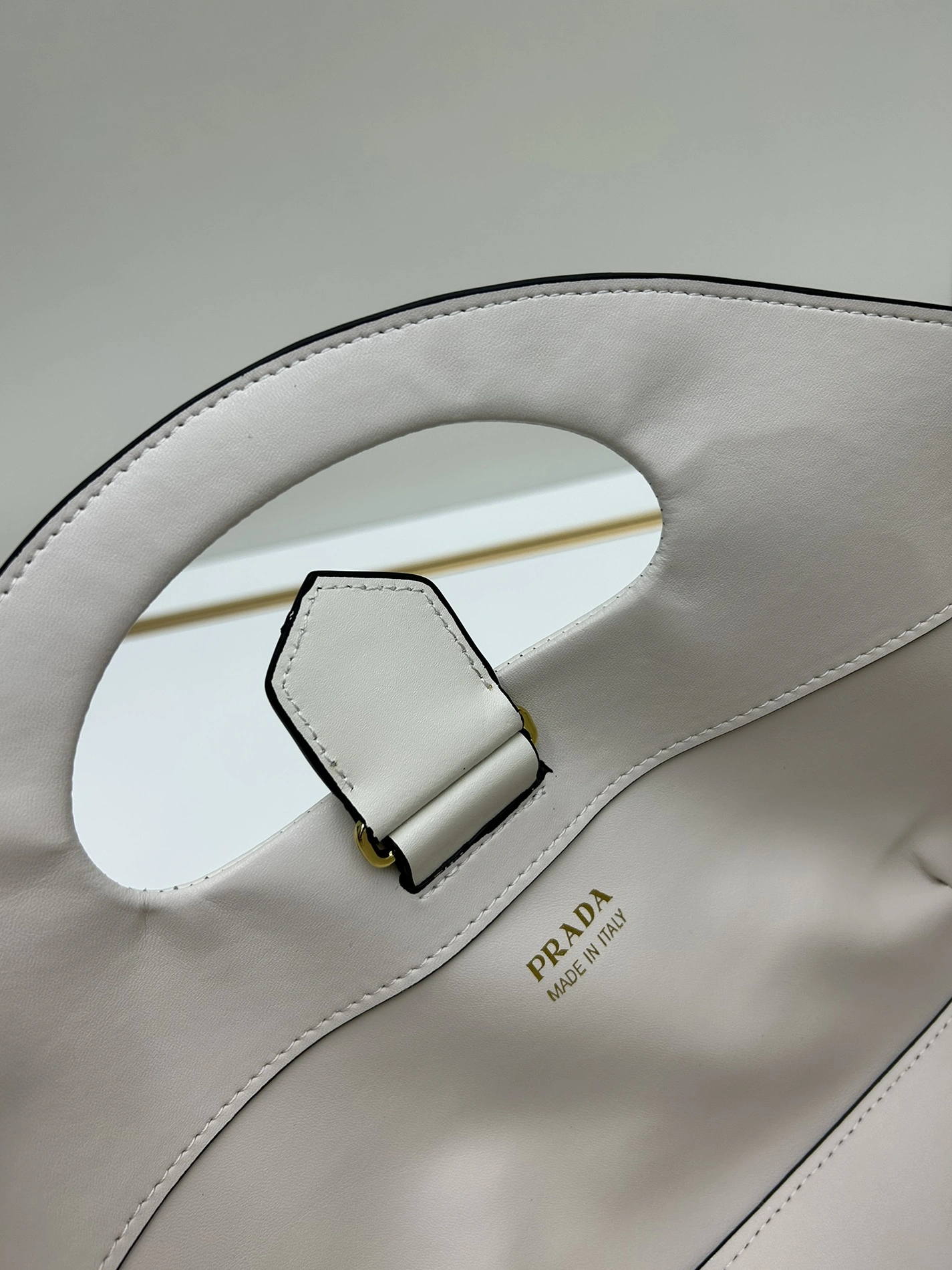 Prada AAA Quality Messenger Bags For Women Affordable 6760