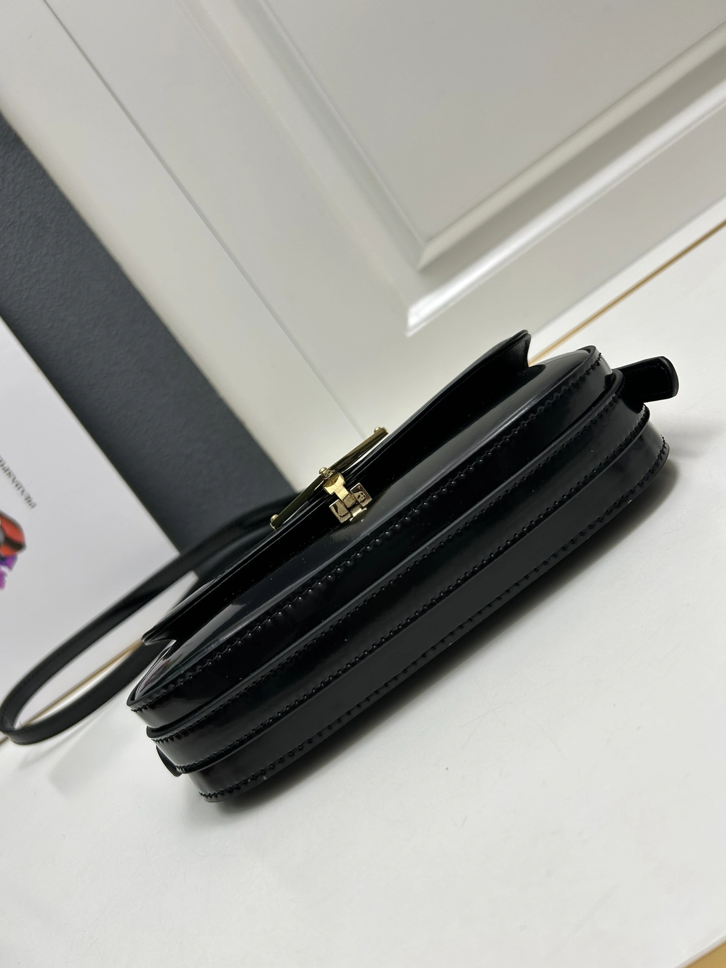 Prada AAA Quality Messenger Bags For Women AllSeason 2888