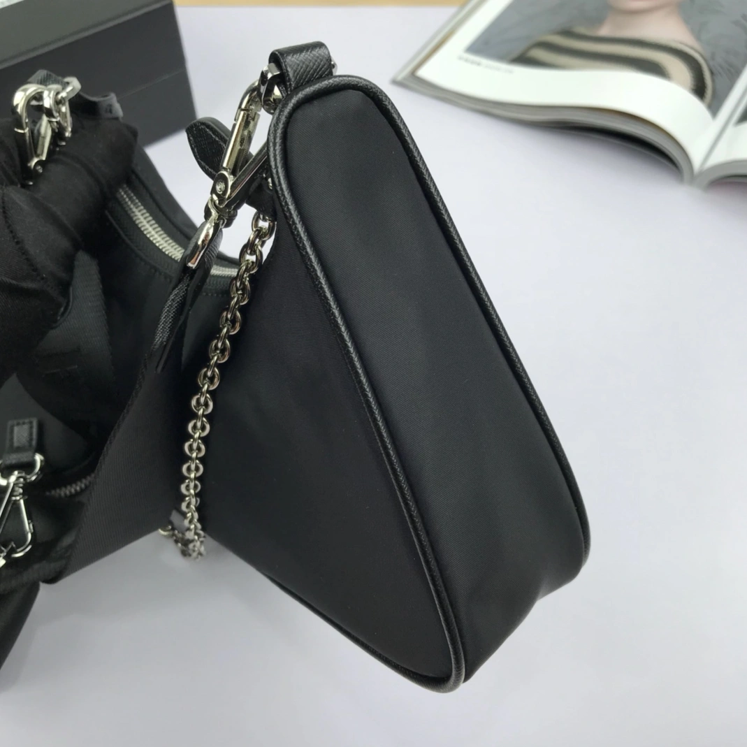 Prada AAA Quality Messenger Bags For Women BestValue 1285