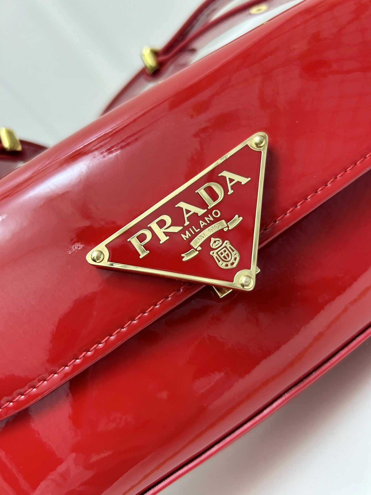 Prada AAA Quality Messenger Bags For Women BestValue 9966