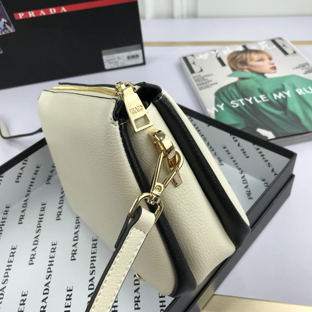 Prada AAA Quality Messenger Bags For Women Bold 9686