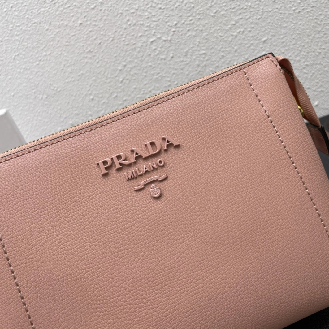 Prada AAA Quality Messenger Bags For Women Breathable 3165