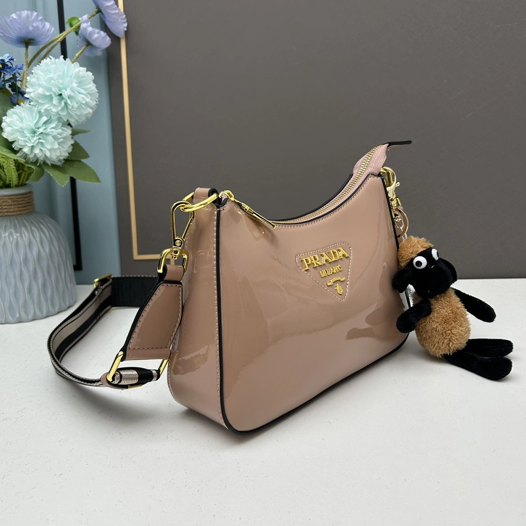 Prada AAA Quality Messenger Bags For Women Cozy 8753