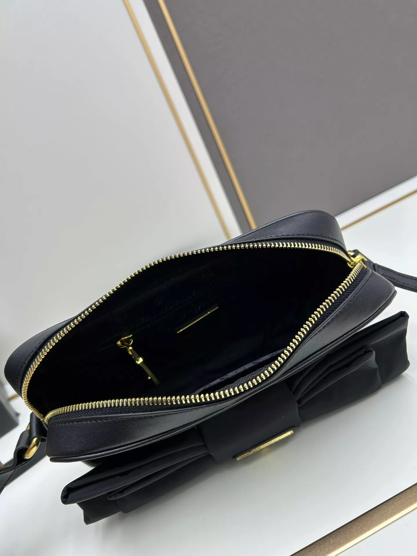 Prada AAA Quality Messenger Bags For Women EyeCatching 508