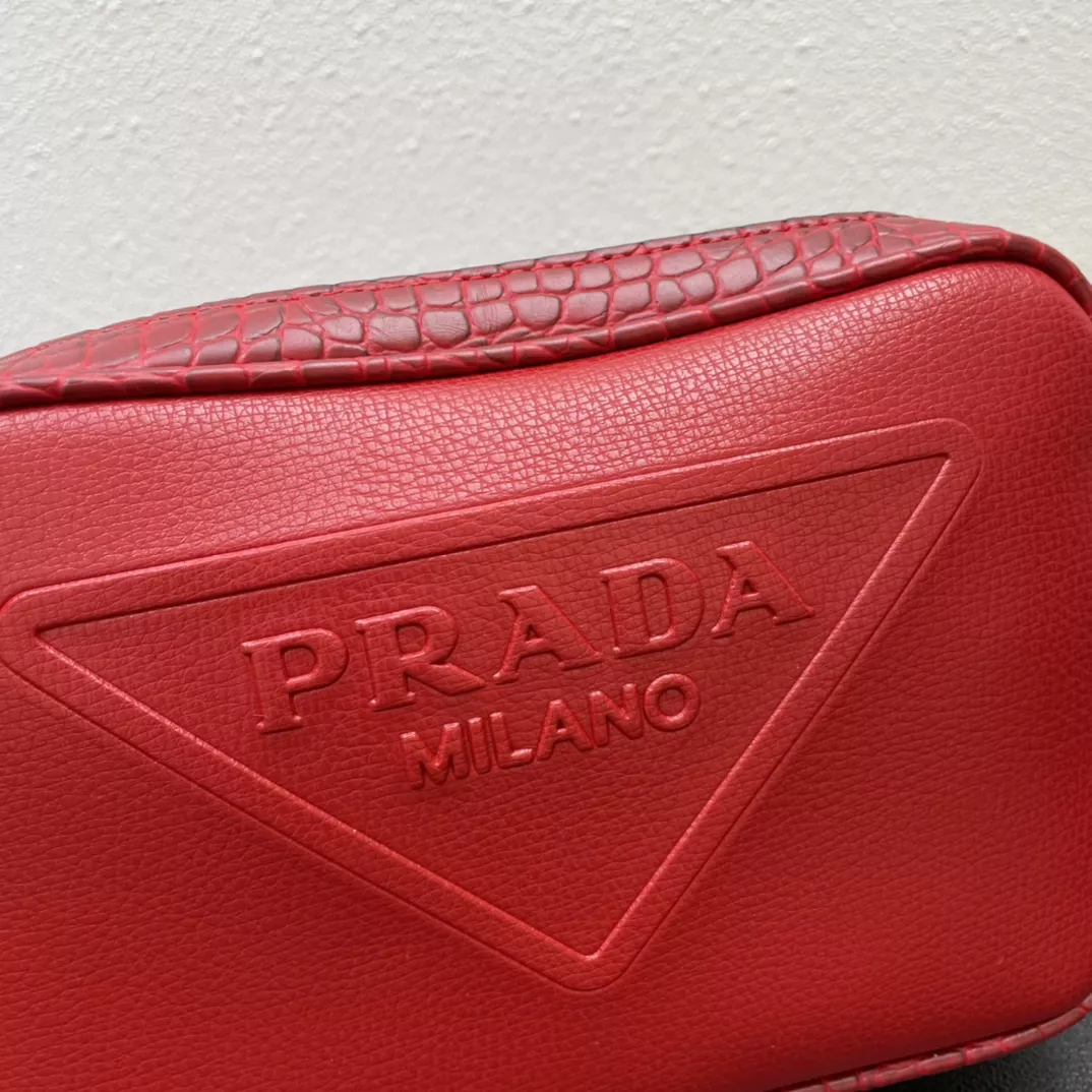 Prada AAA Quality Messenger Bags For Women Minimalist 7416