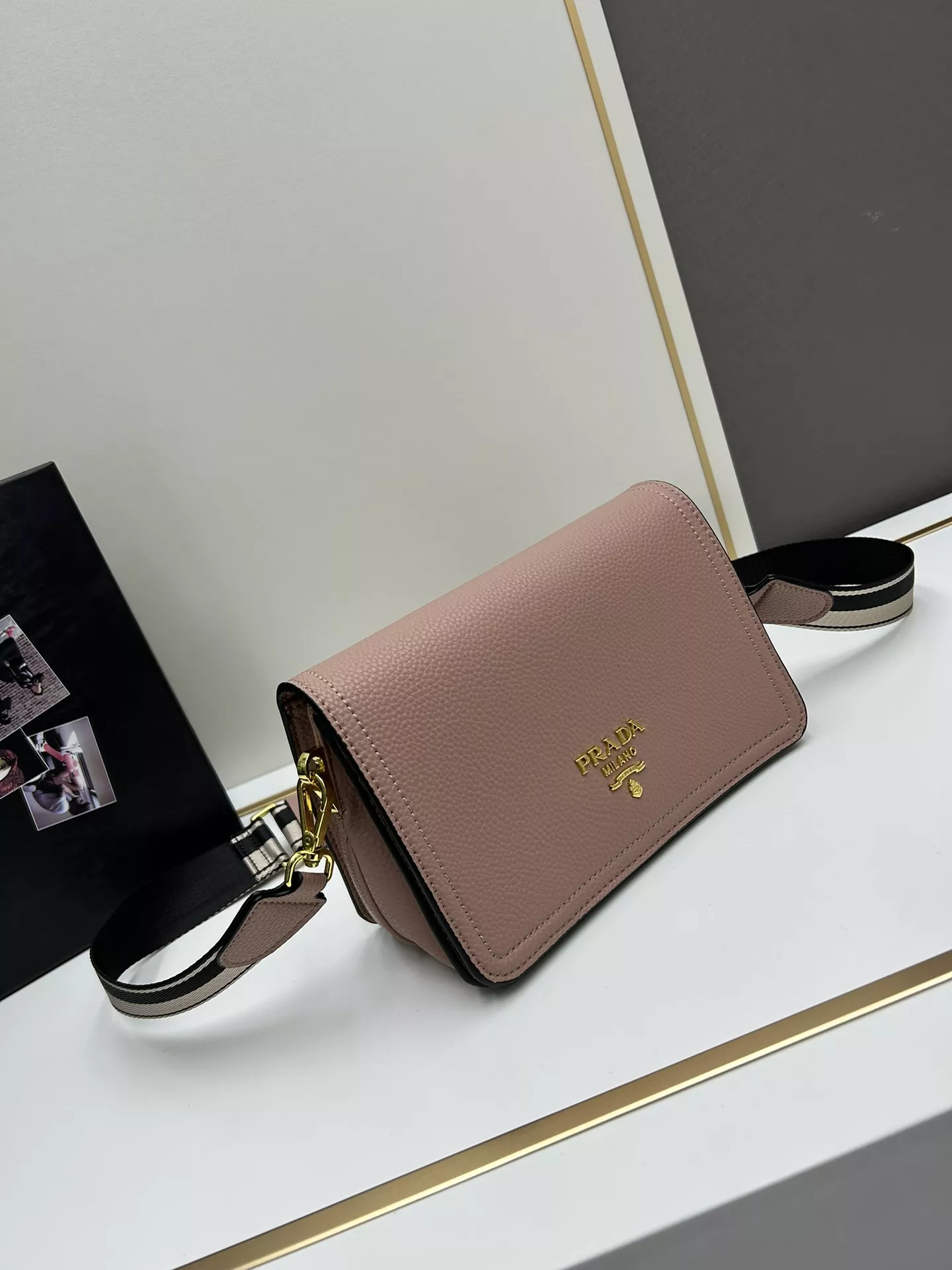 Prada AAA Quality Messenger Bags For Women NewStyle 6489
