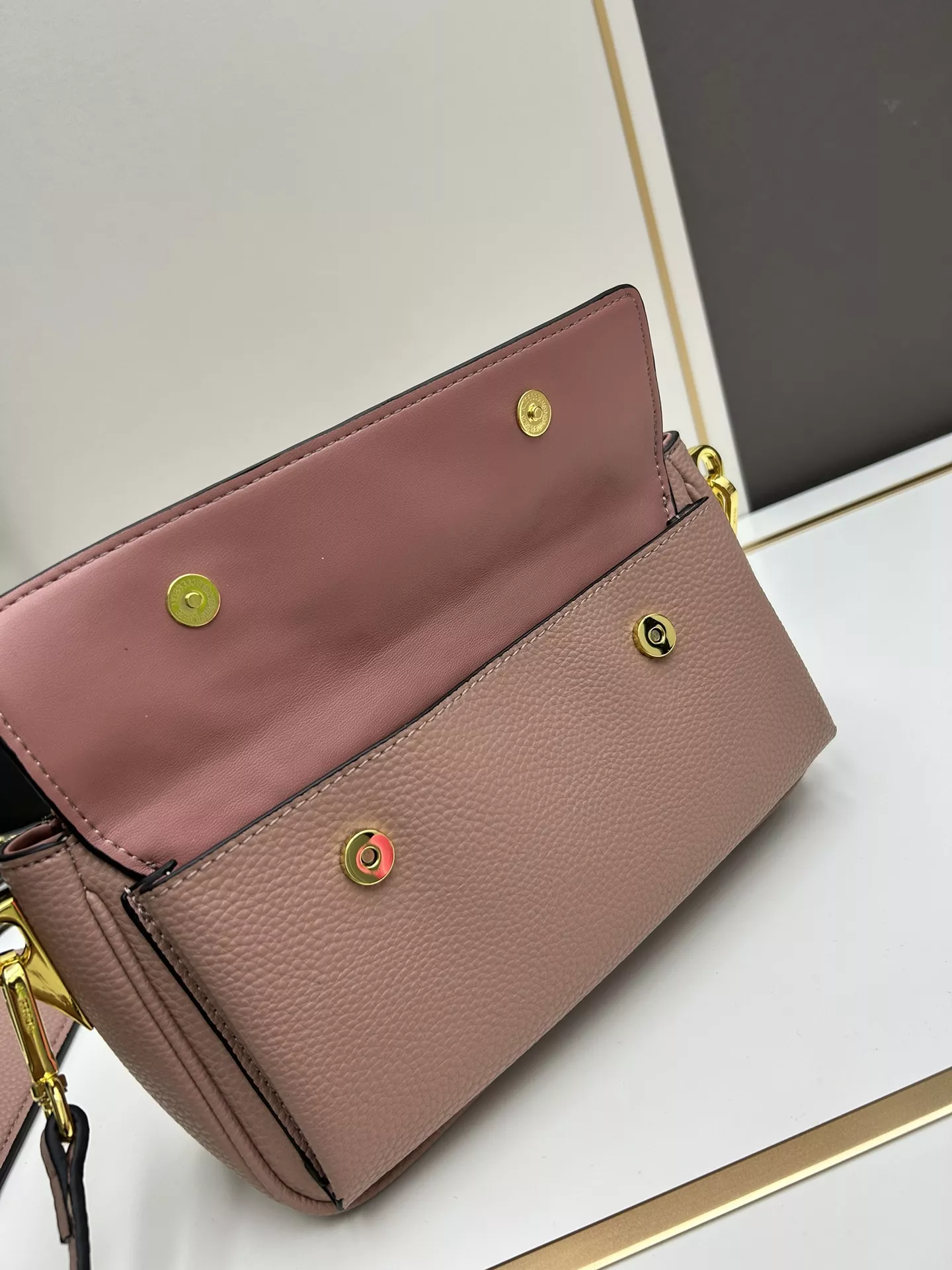 Prada AAA Quality Messenger Bags For Women Popular 6744