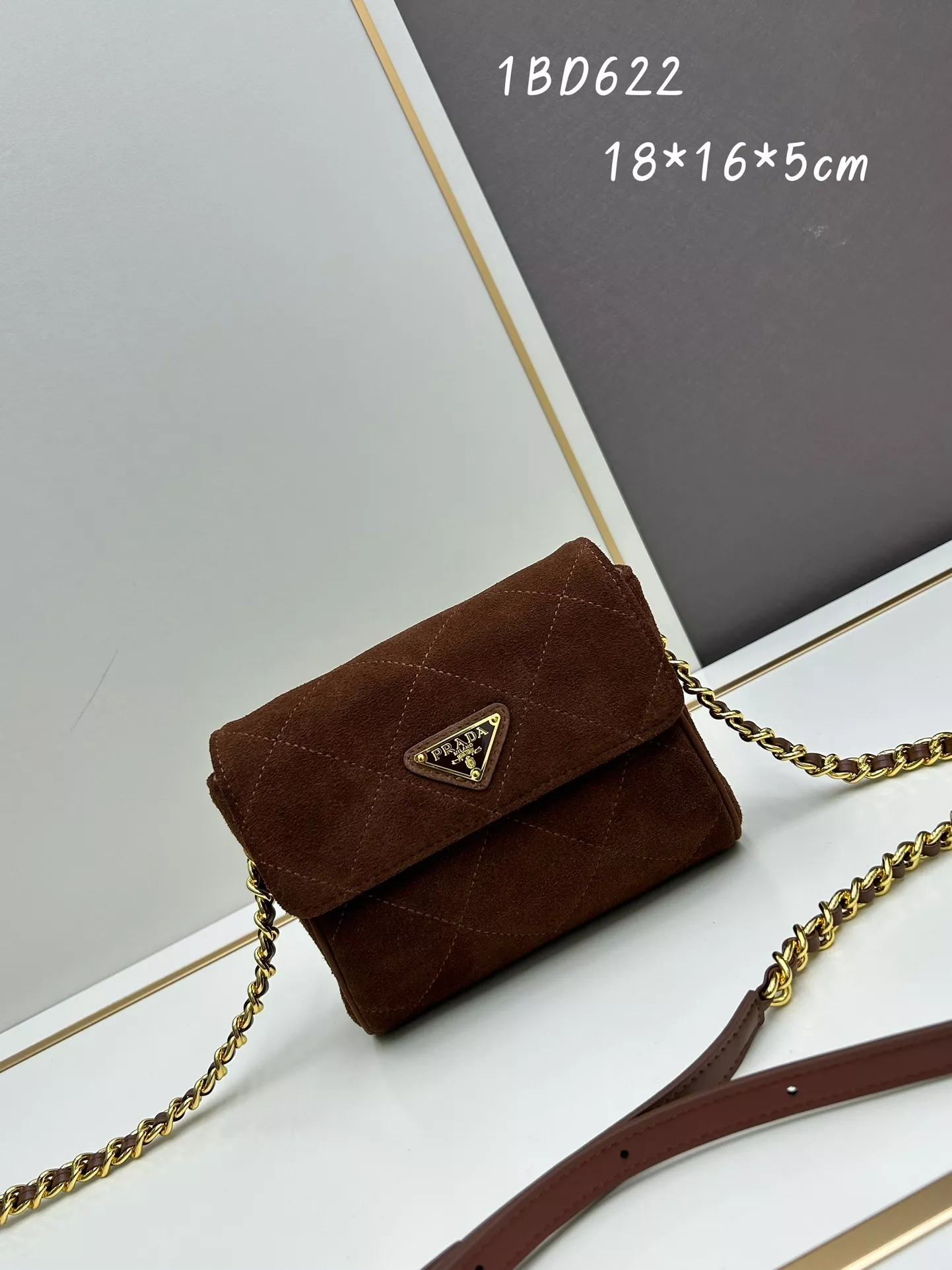Prada AAA Quality Messenger Bags For Women Reliable 5088