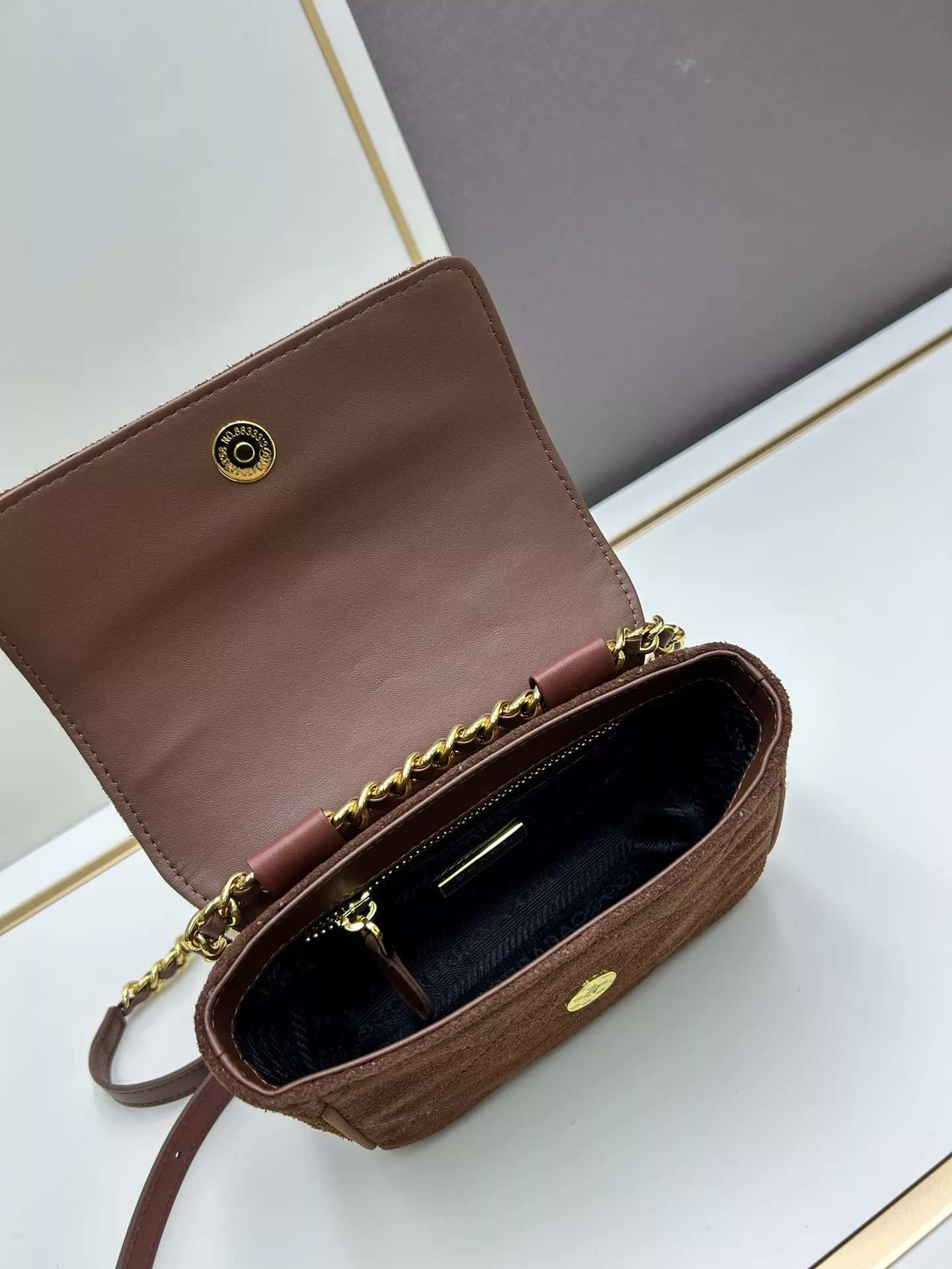 Prada AAA Quality Messenger Bags For Women Reliable 5088