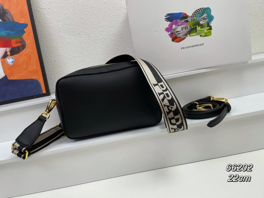 Prada AAA Quality Messenger Bags For Women SmartChoice 2194
