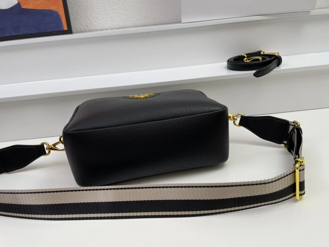 Prada AAA Quality Messenger Bags For Women SmartChoice 2194