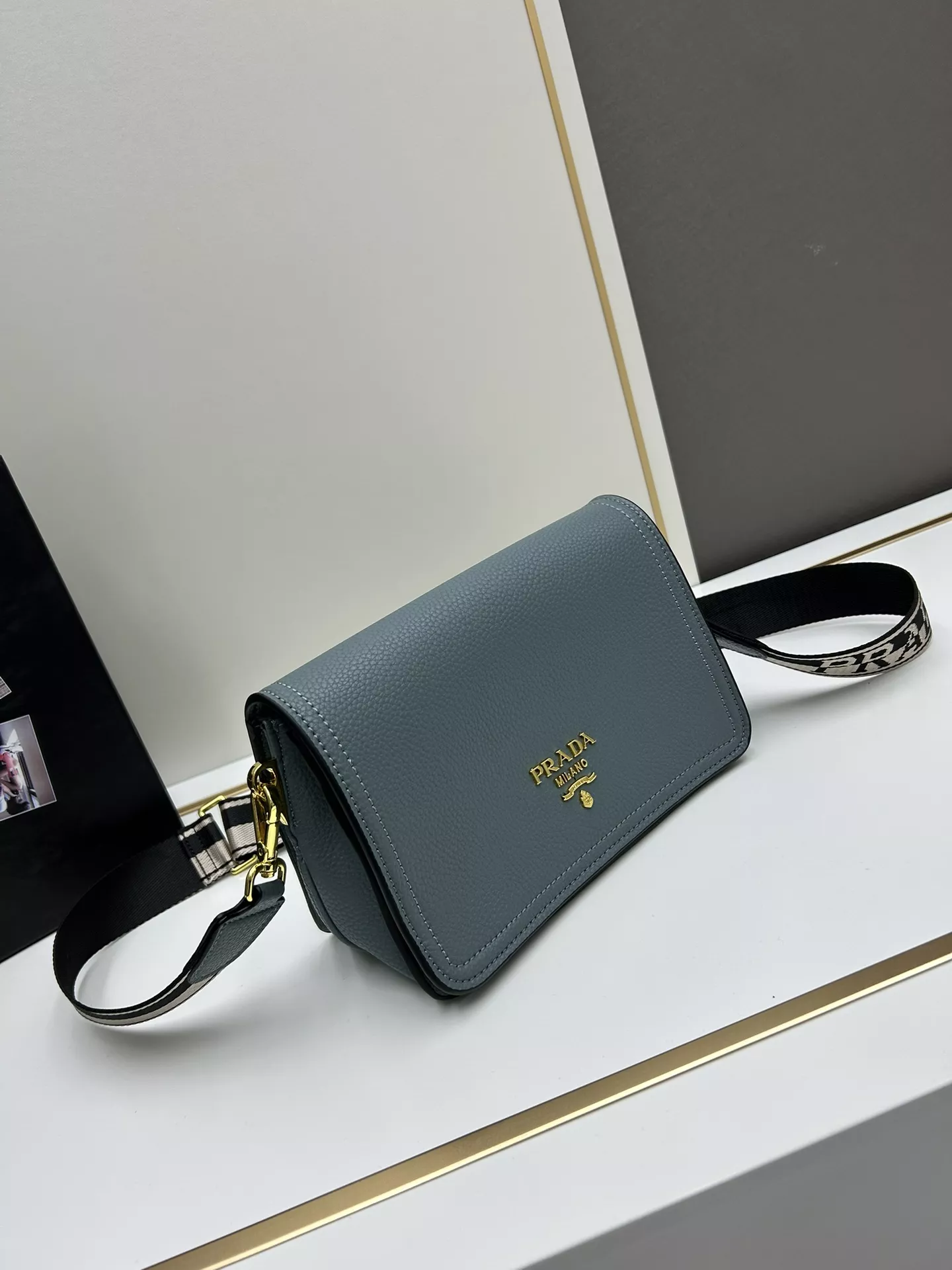 Prada AAA Quality Messenger Bags For Women Sophisticated 138
