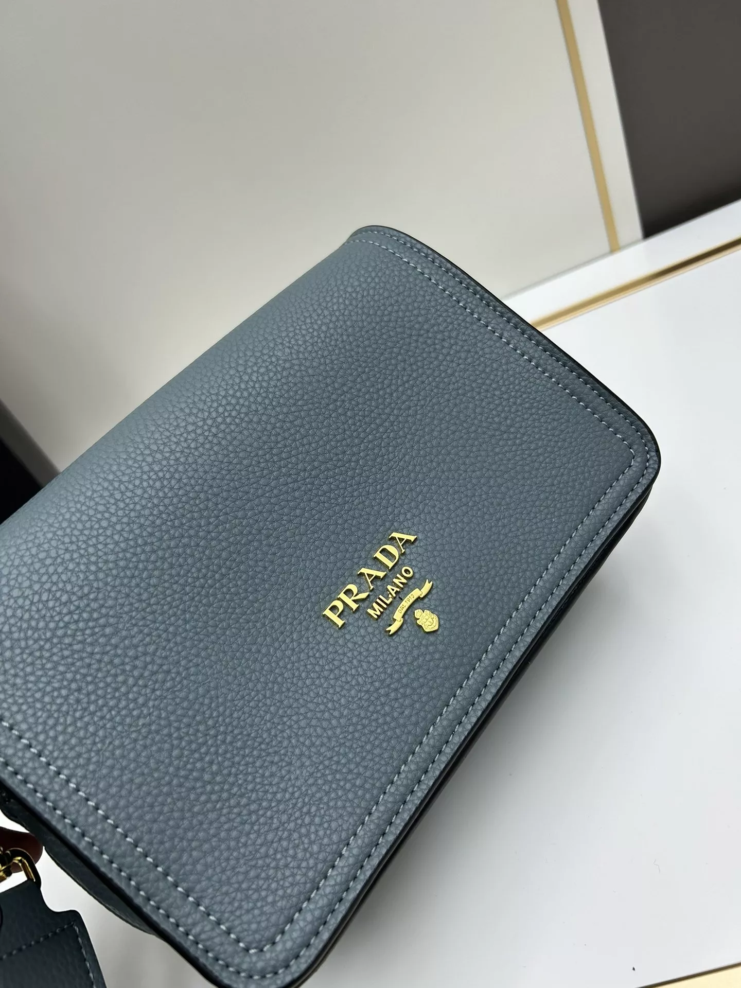 Prada AAA Quality Messenger Bags For Women Sophisticated 138