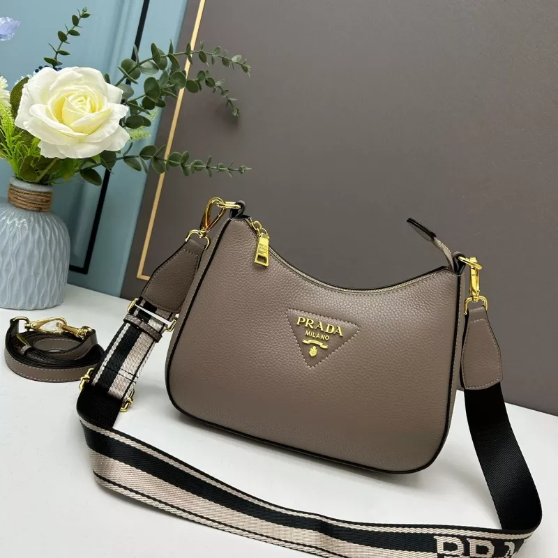 Prada AAA Quality Messenger Bags For Women Sophisticated 8018