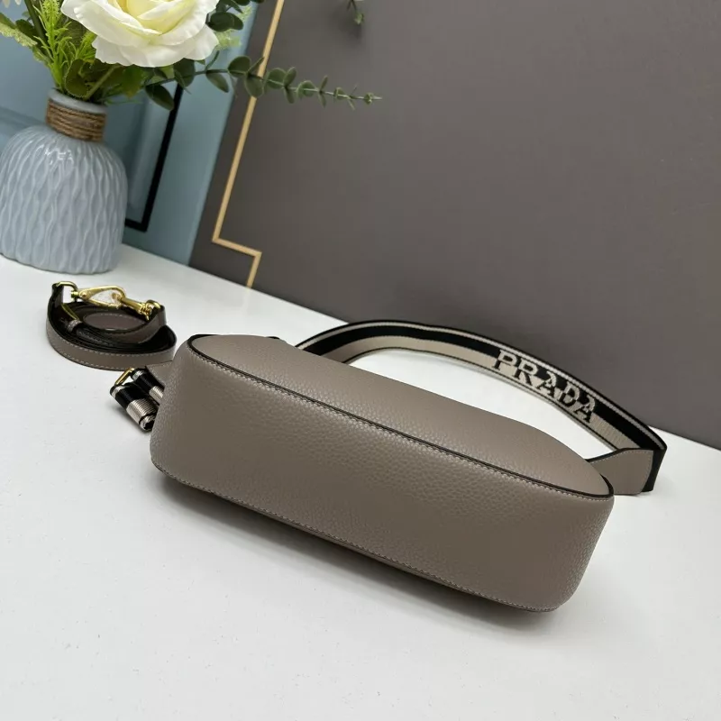 Prada AAA Quality Messenger Bags For Women Sophisticated 8018