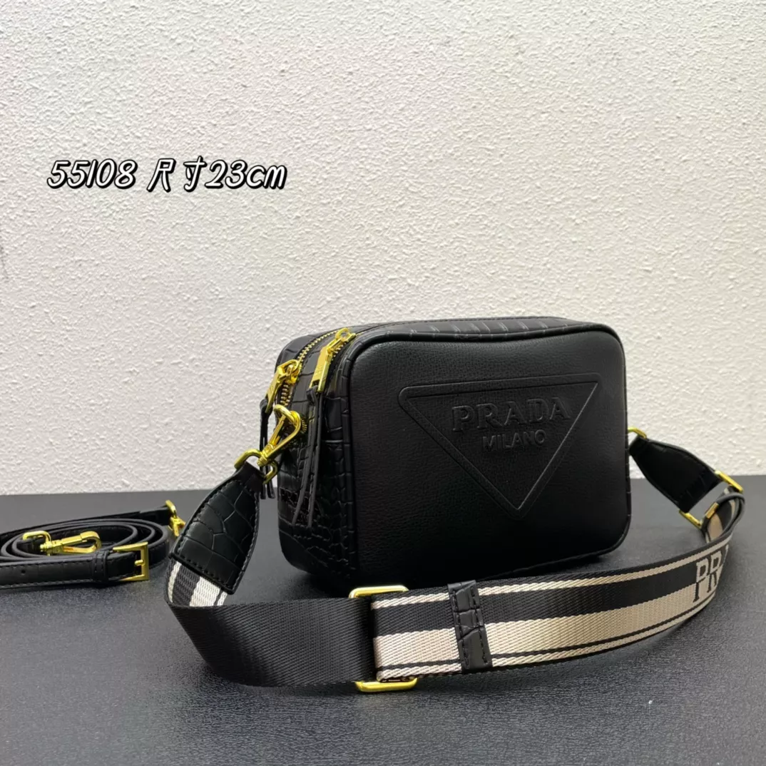 Prada AAA Quality Messenger Bags For Women Timeless 9008