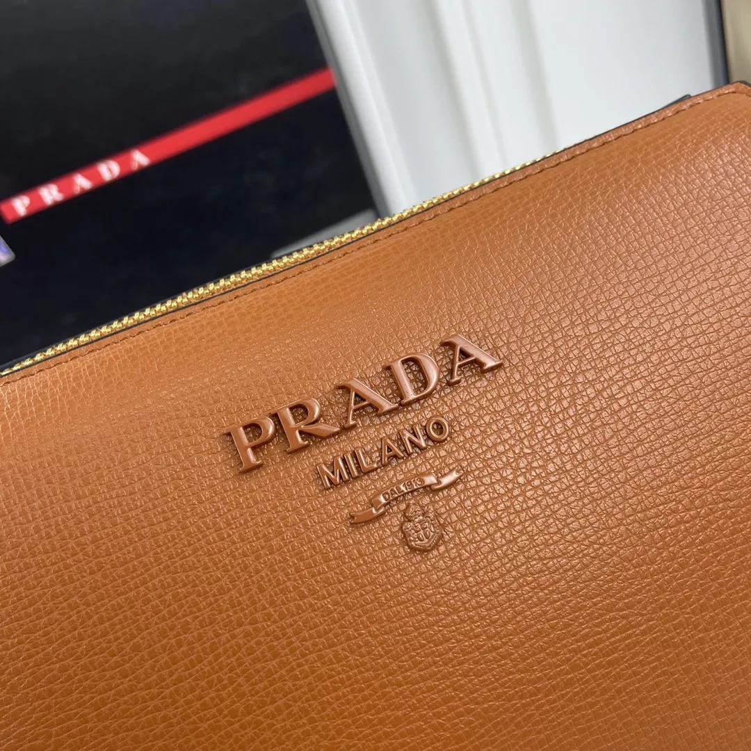 Prada AAA Quality Messenger Bags For Women Trendy 7269