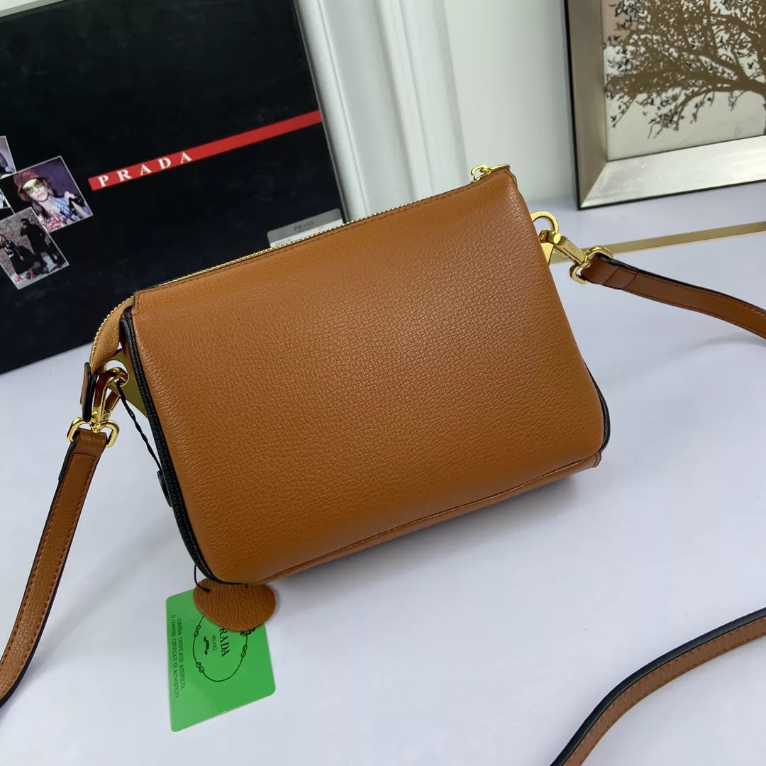 Prada AAA Quality Messenger Bags For Women Trendy 7269