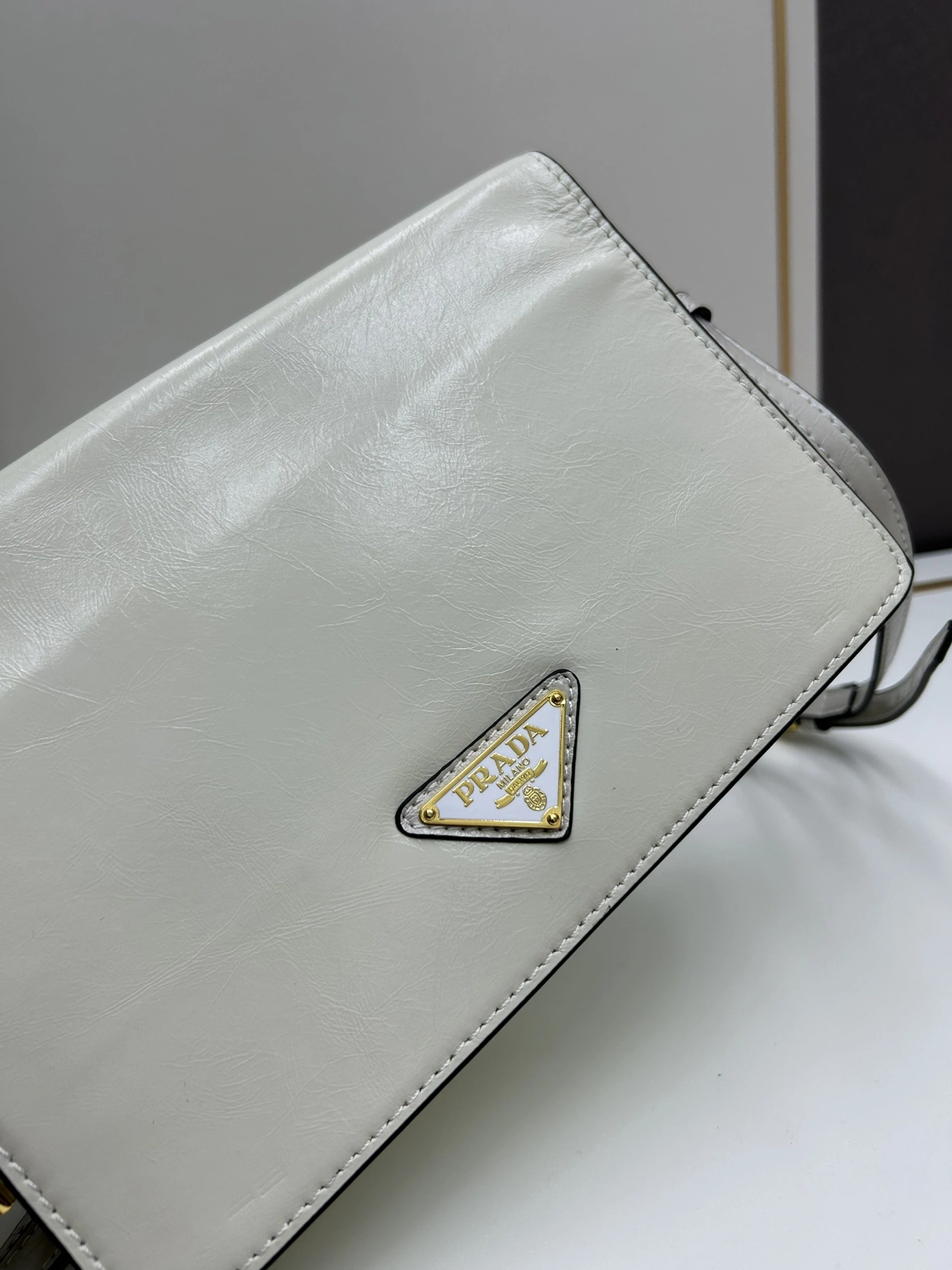 Prada AAA Quality Messenger Bags For Women Unique 5306