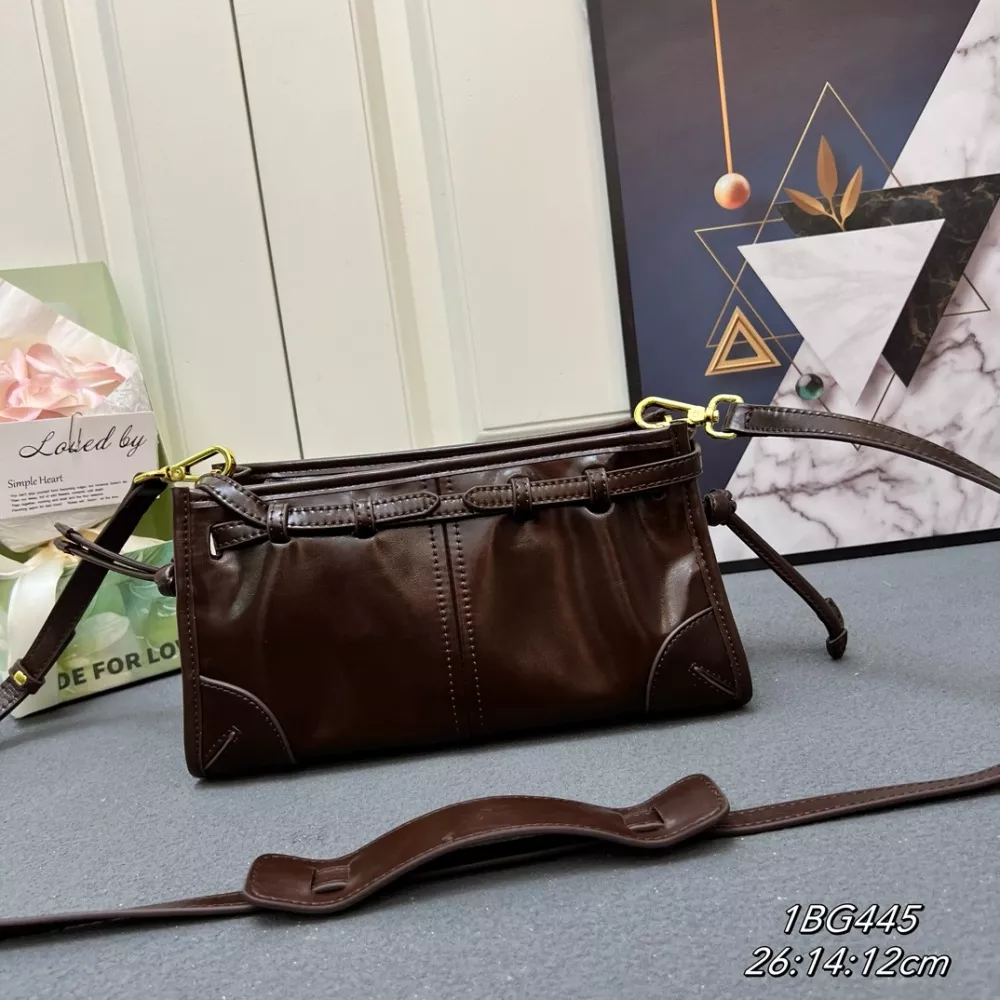 Prada AAA Quality Messenger Bags For Women Versatile 4346