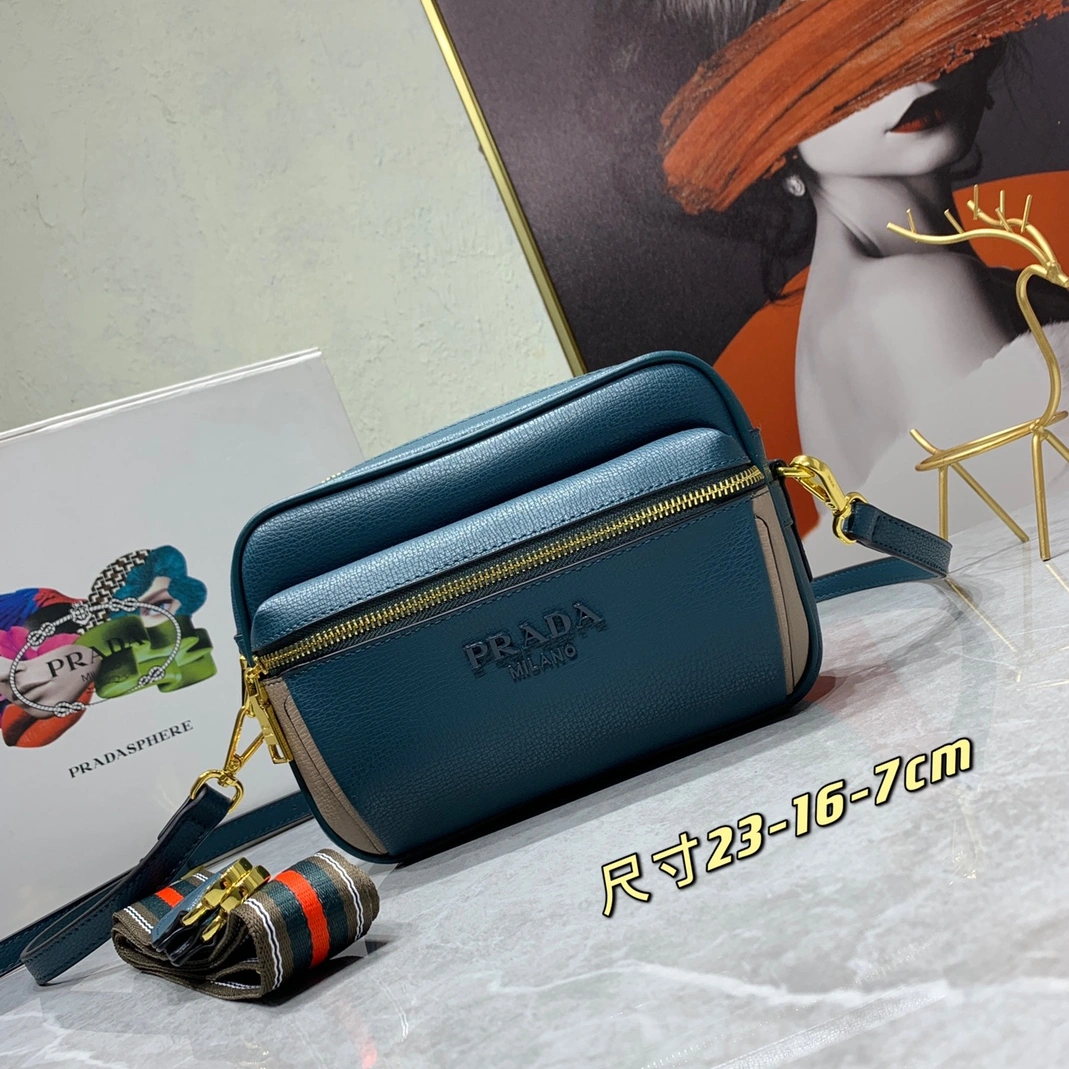 Prada AAA Quality Messenger Bags For Women WellDesigned 441