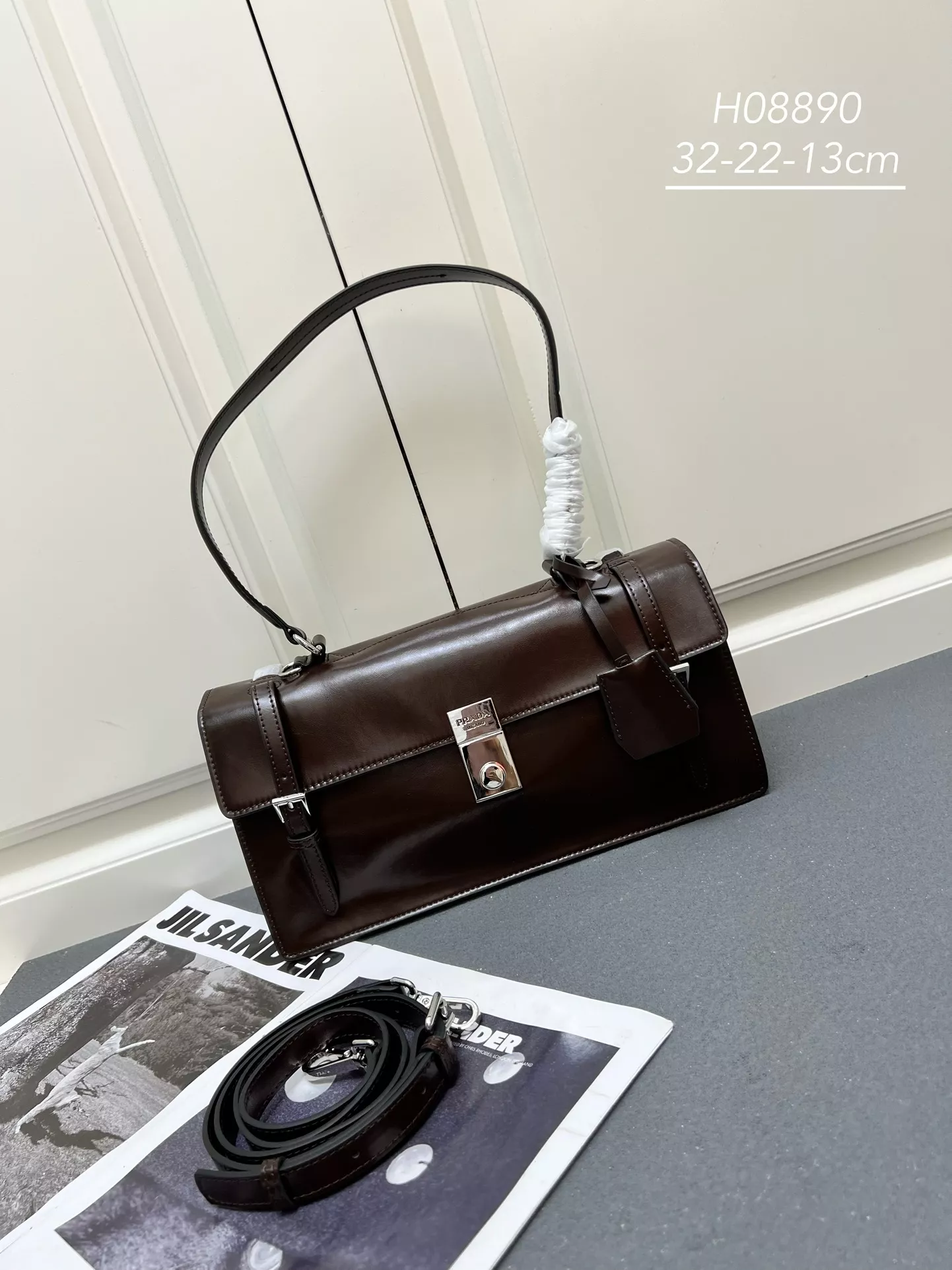 Prada AAA Quality Shoulder Bags For Women Affordable 4523