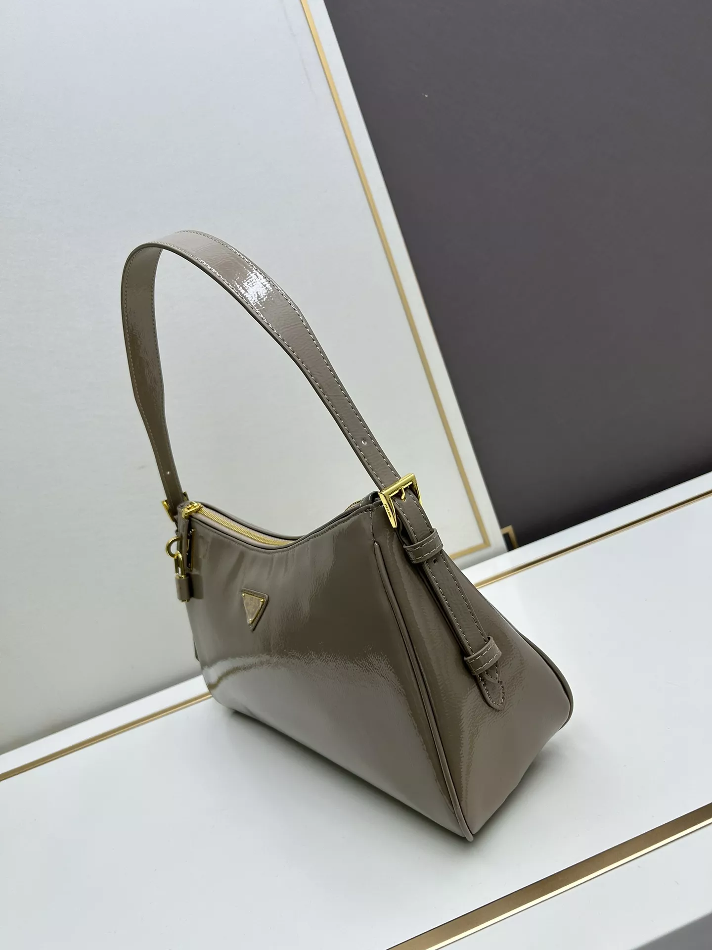 Prada AAA Quality Shoulder Bags For Women Comfortable 3141