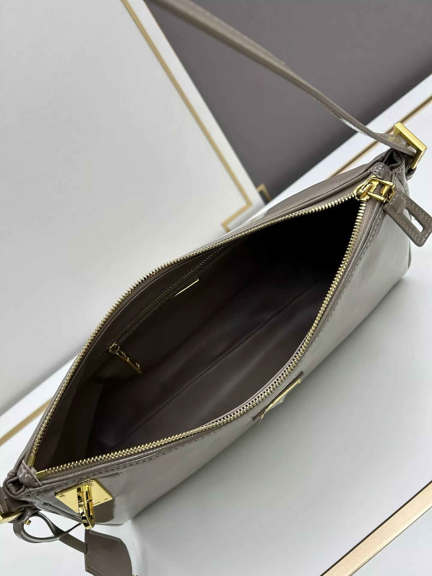 Prada AAA Quality Shoulder Bags For Women Comfortable 3141