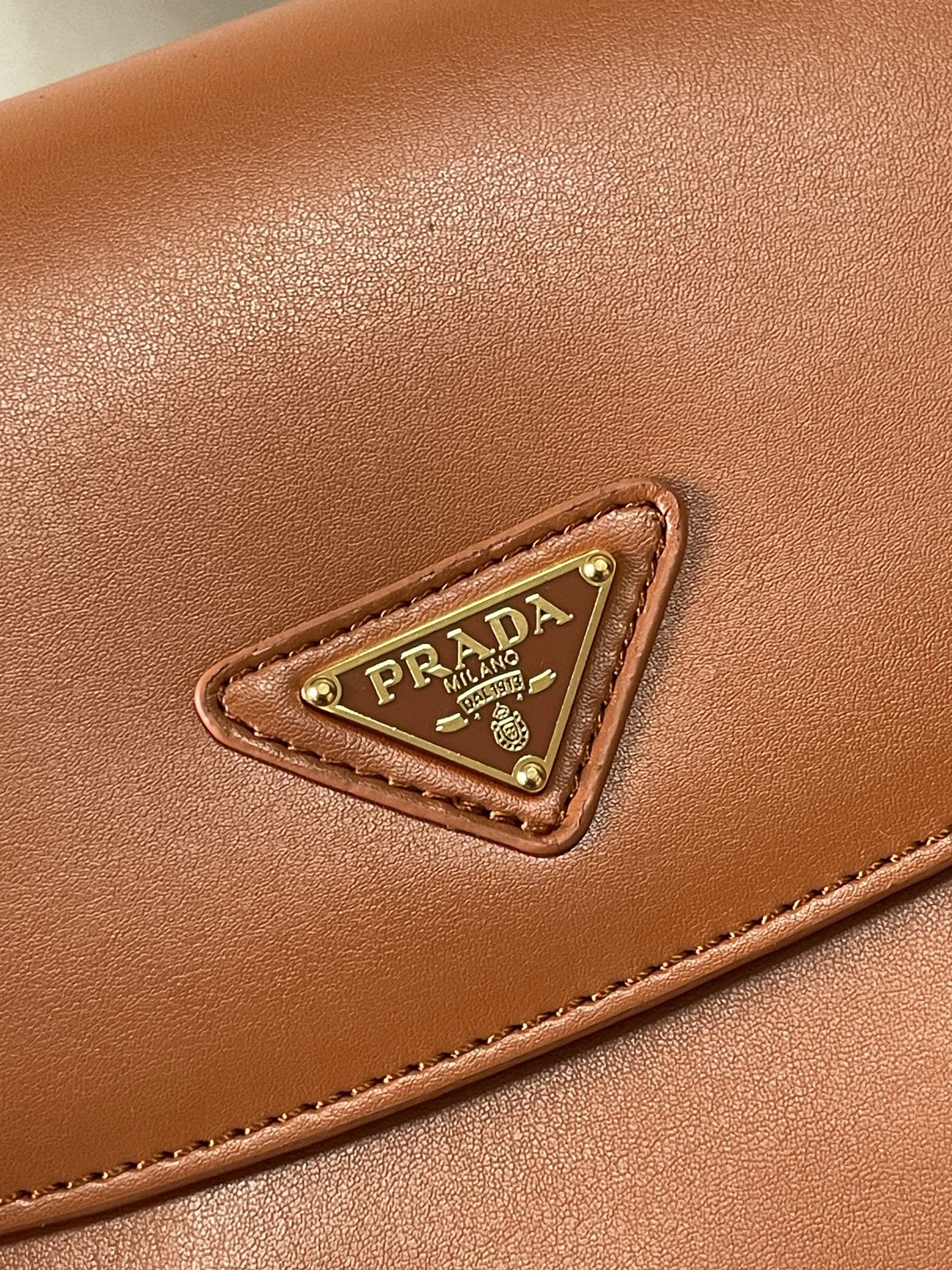 Prada AAA Quality Shoulder Bags For Women Comfortable 5180