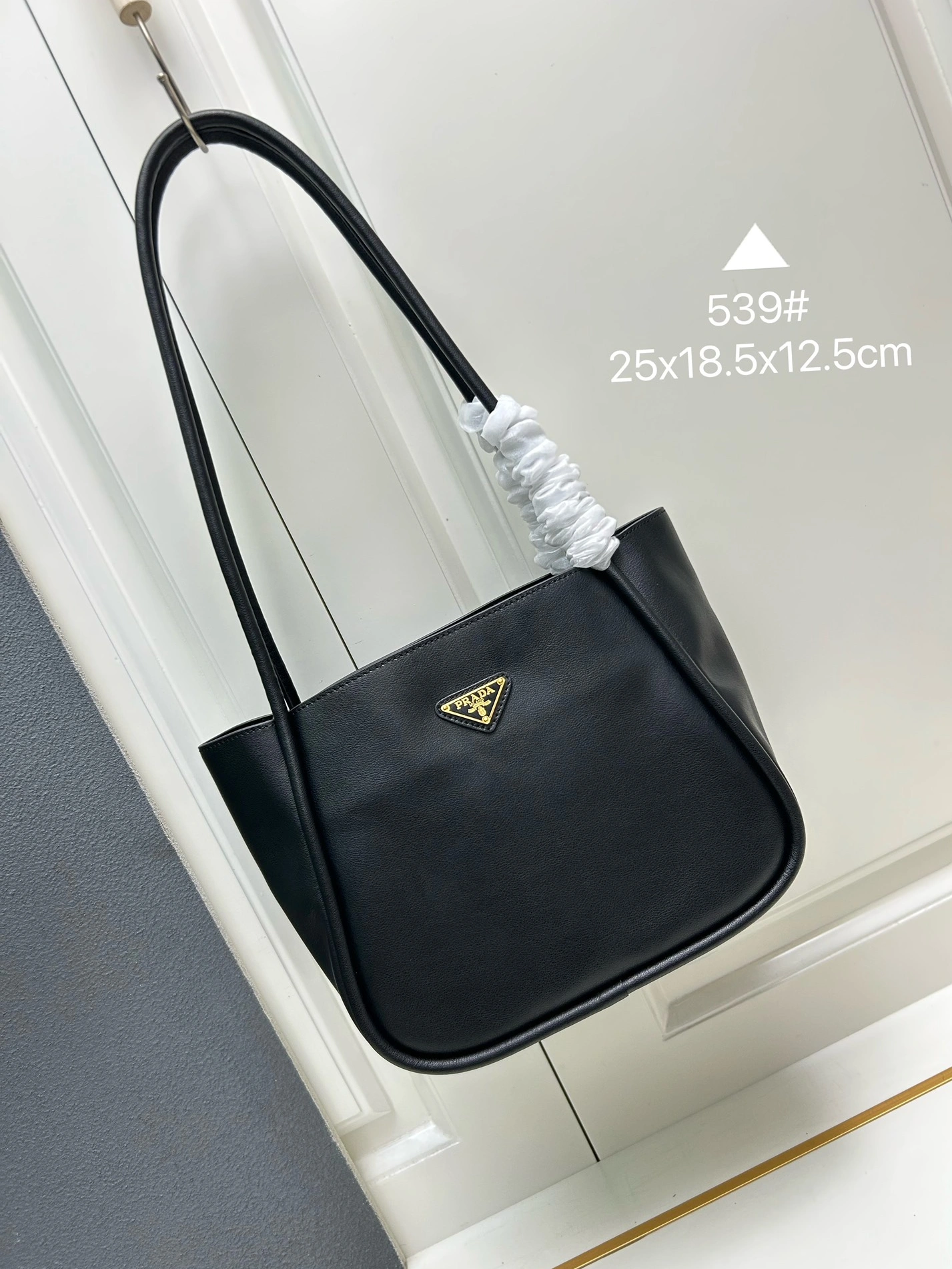 Prada AAA Quality Shoulder Bags For Women Compact 181