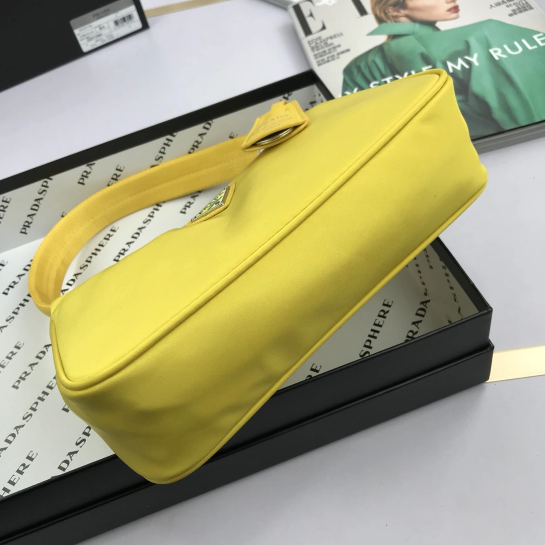 Prada AAA Quality Shoulder Bags For Women Elegant 707