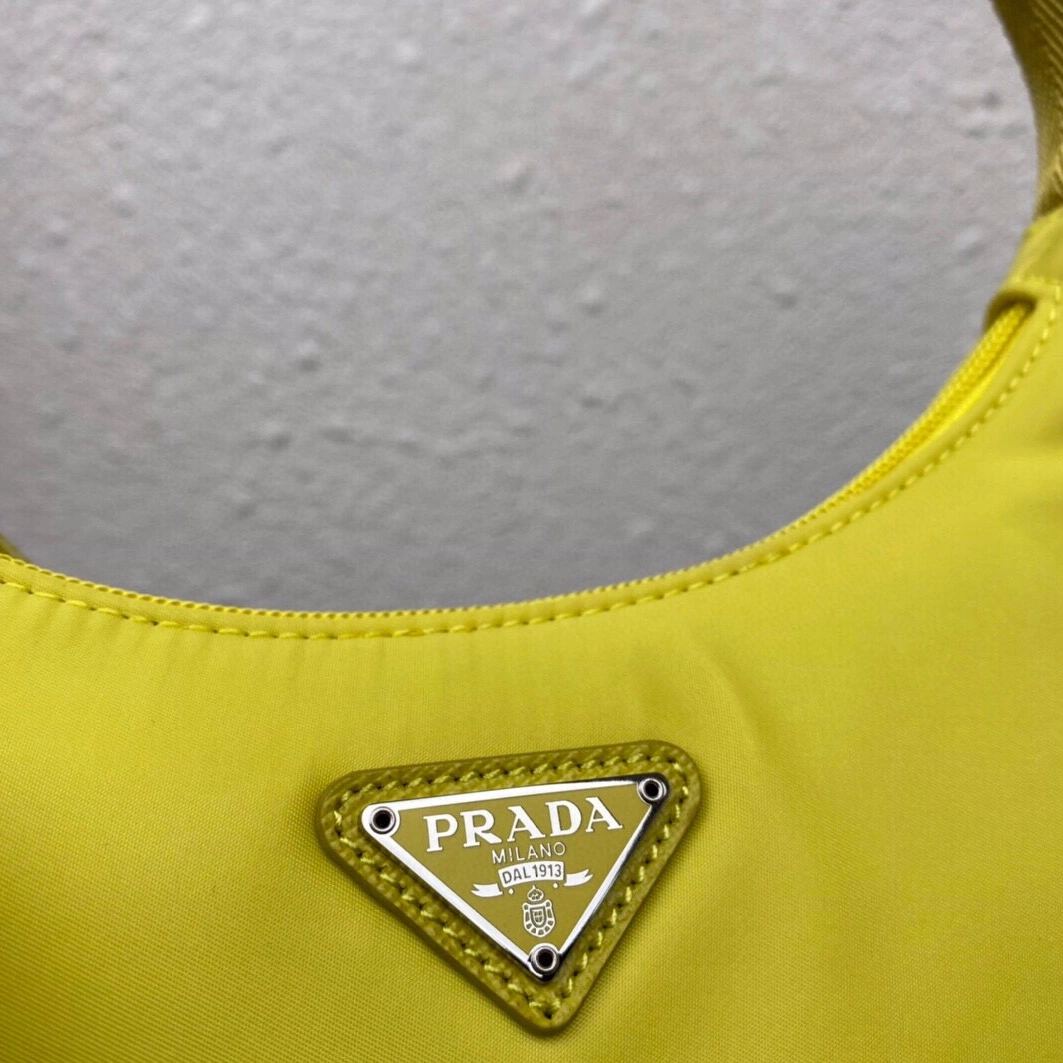 Prada AAA Quality Shoulder Bags For Women GoAnywhere 6979