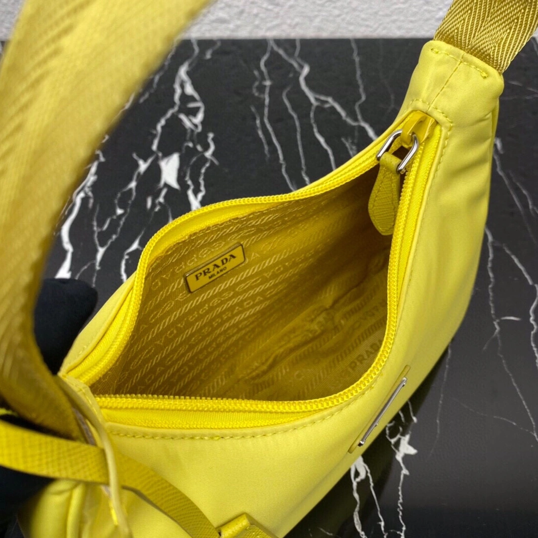 Prada AAA Quality Shoulder Bags For Women GoAnywhere 6979