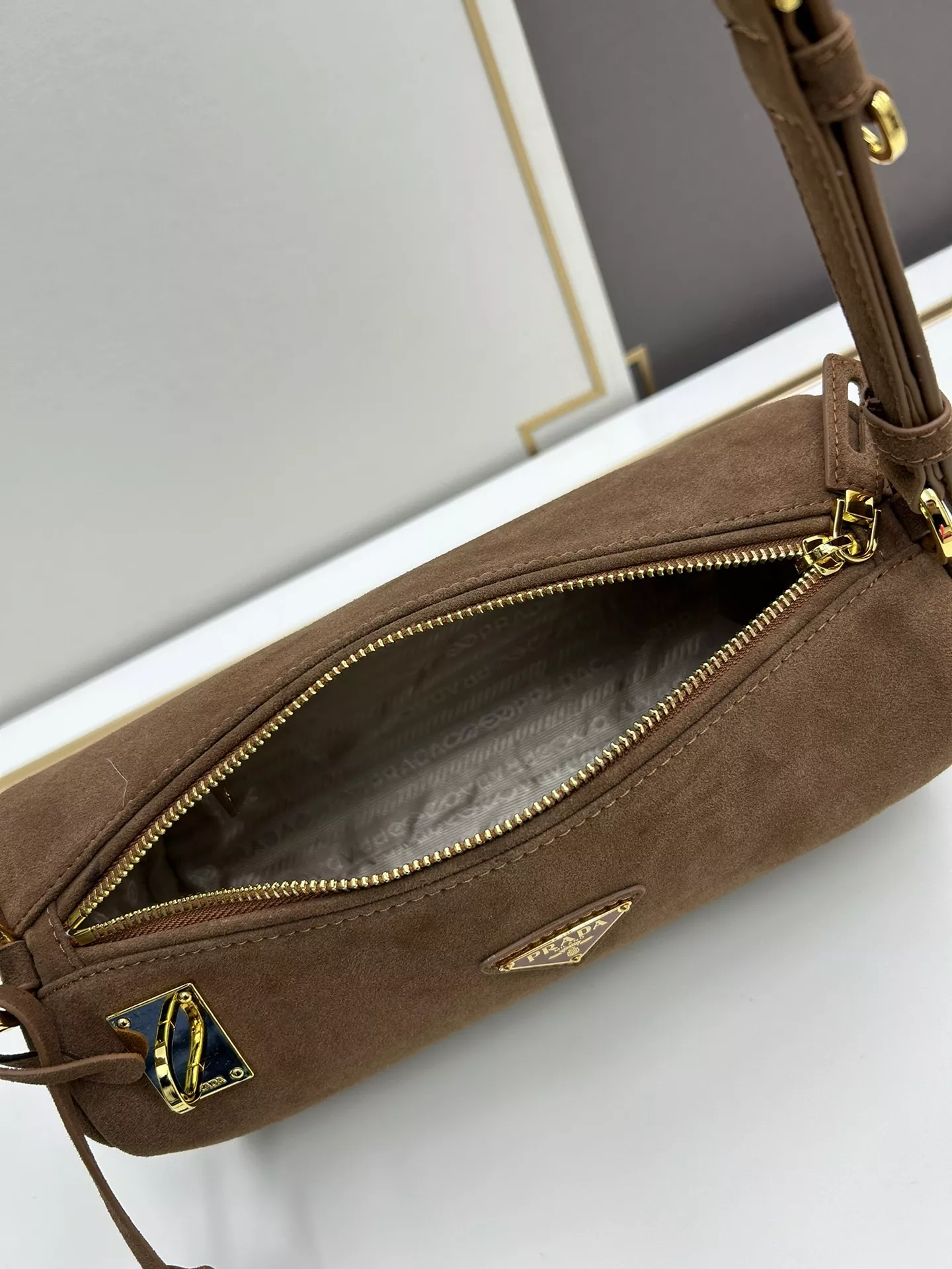 Prada AAA Quality Shoulder Bags For Women HighQuality 8466