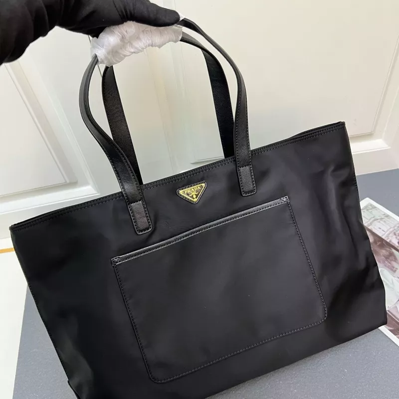 Prada AAA Quality Shoulder Bags For Women Lightweight 4805