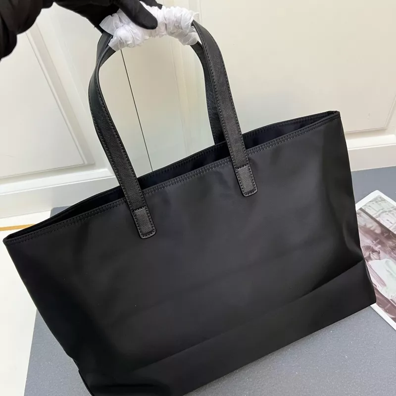 Prada AAA Quality Shoulder Bags For Women Lightweight 4805