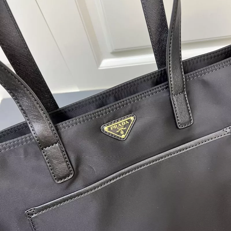 Prada AAA Quality Shoulder Bags For Women Lightweight 4805