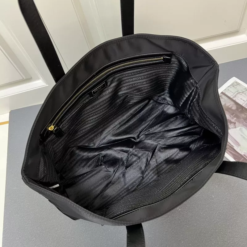 Prada AAA Quality Shoulder Bags For Women Lightweight 4805