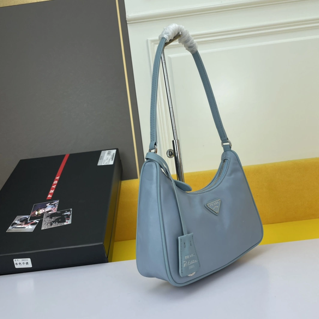 Prada AAA Quality Shoulder Bags For Women Lightweight 7631