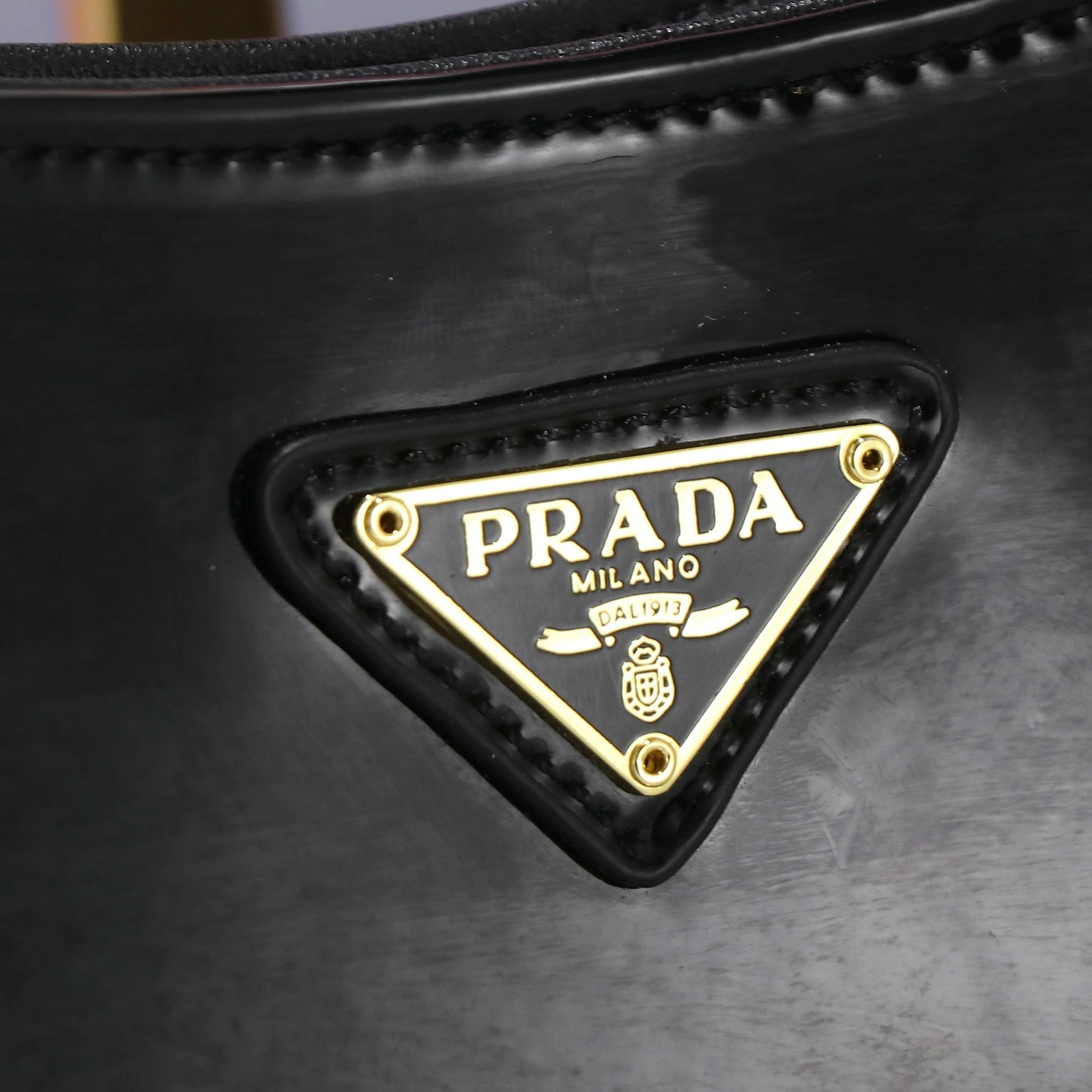 Prada AAA Quality Shoulder Bags For Women Modern 4270