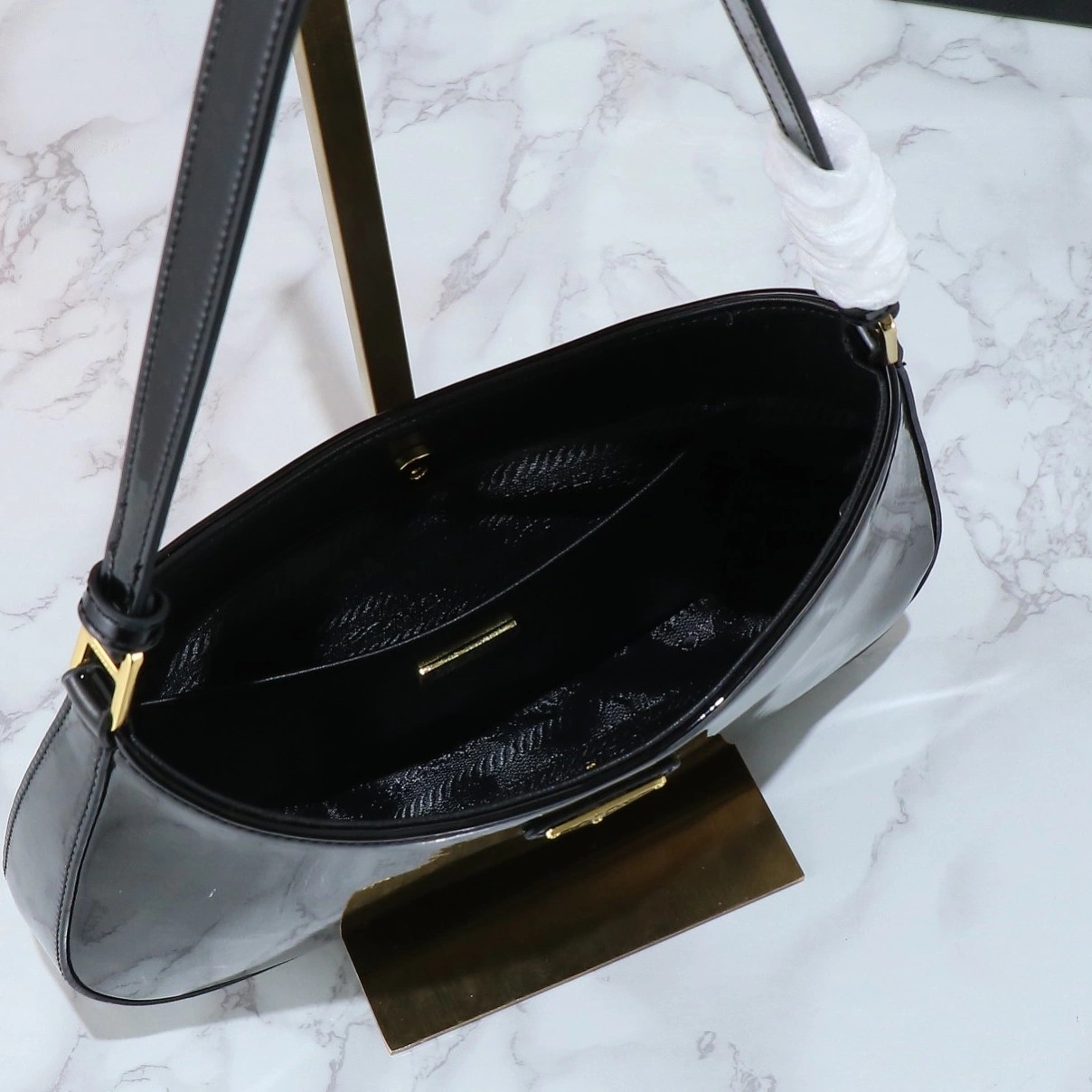 Prada AAA Quality Shoulder Bags For Women Modern 4270
