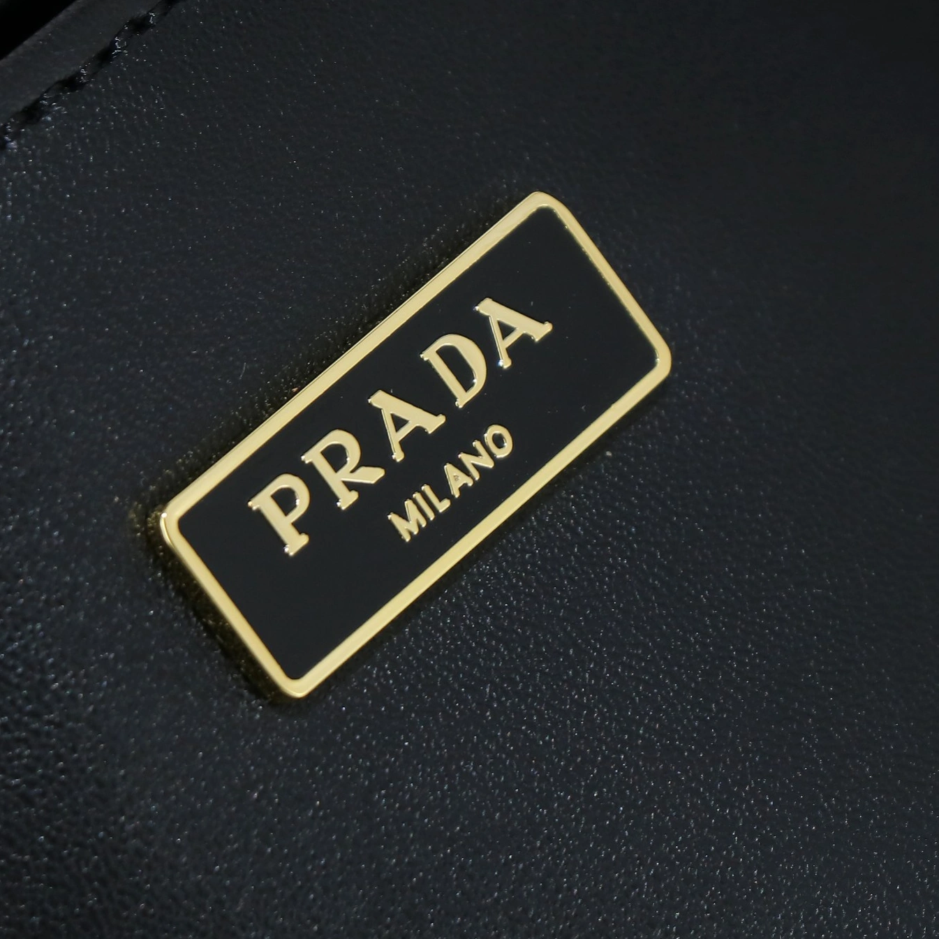 Prada AAA Quality Shoulder Bags For Women Modern 4270