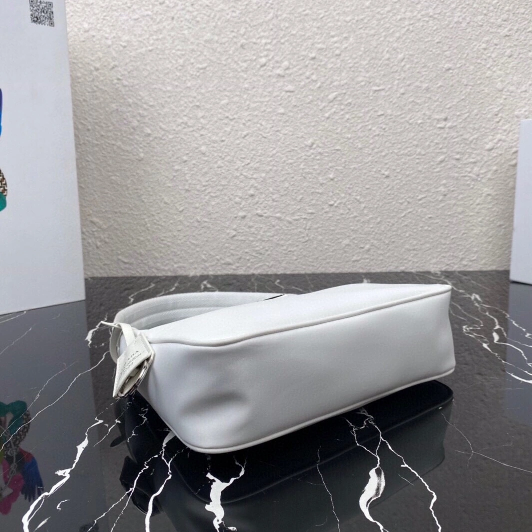 Prada AAA Quality Shoulder Bags For Women ModernLook 8221