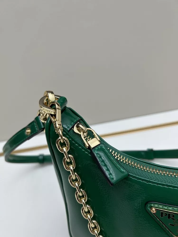 Prada AAA Quality Shoulder Bags For Women ModernLook 8434