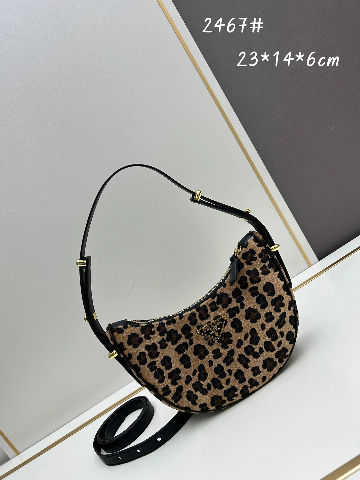 Prada AAA Quality Shoulder Bags For Women Practical 2767