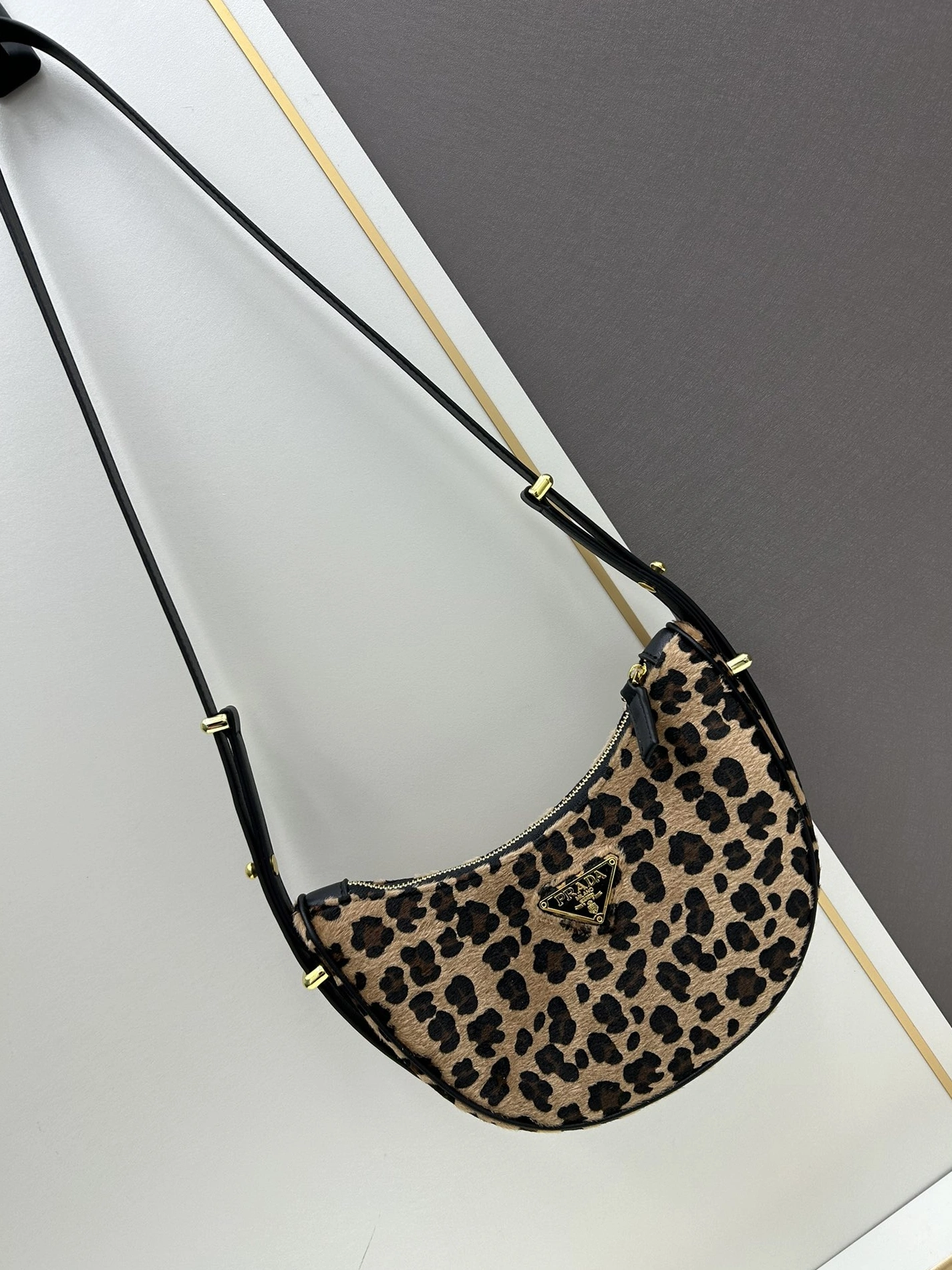Prada AAA Quality Shoulder Bags For Women Practical 2767